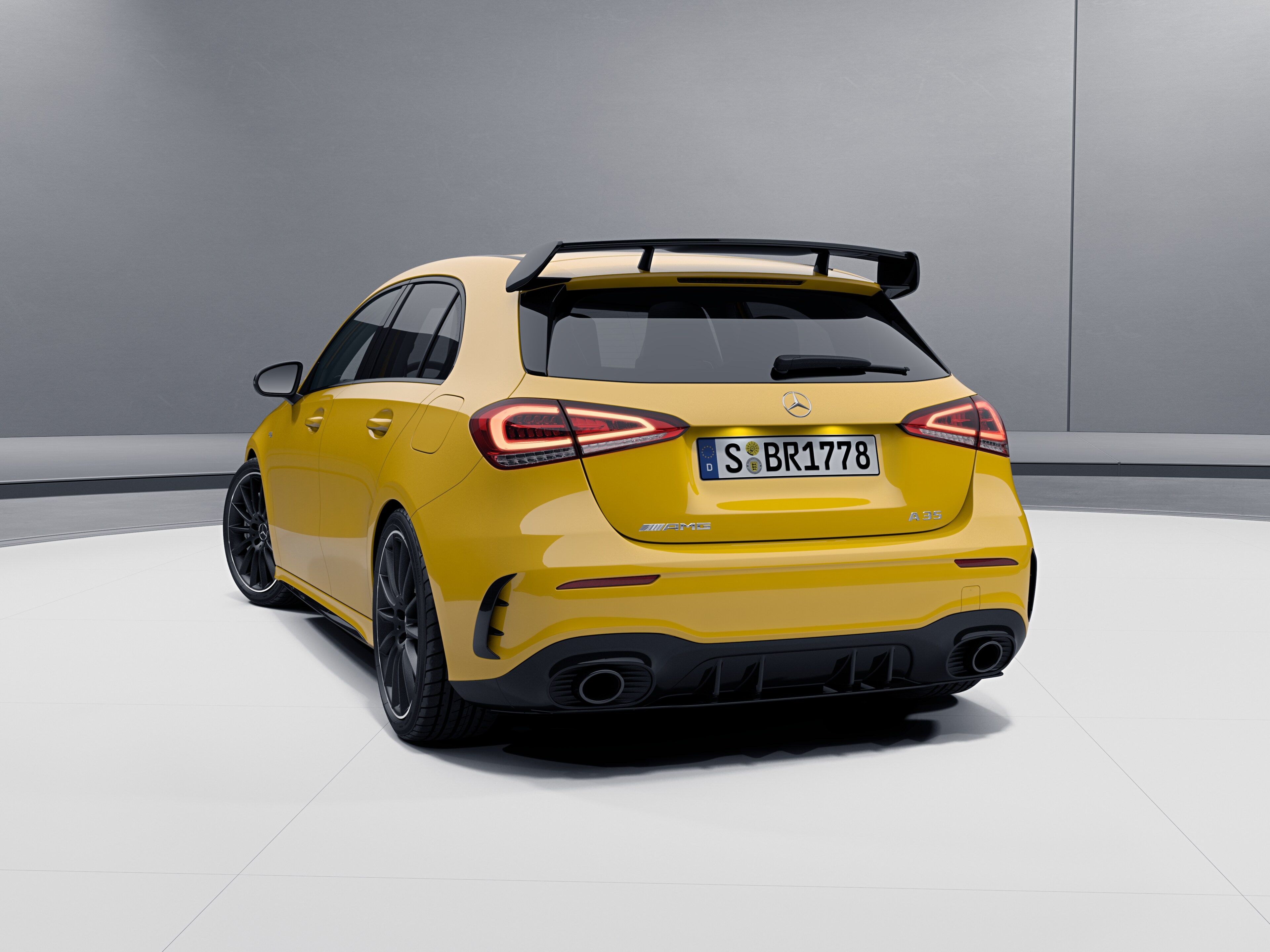 AMG rear aerofoil - Polyurethane, night black, painted, LHD/RHD