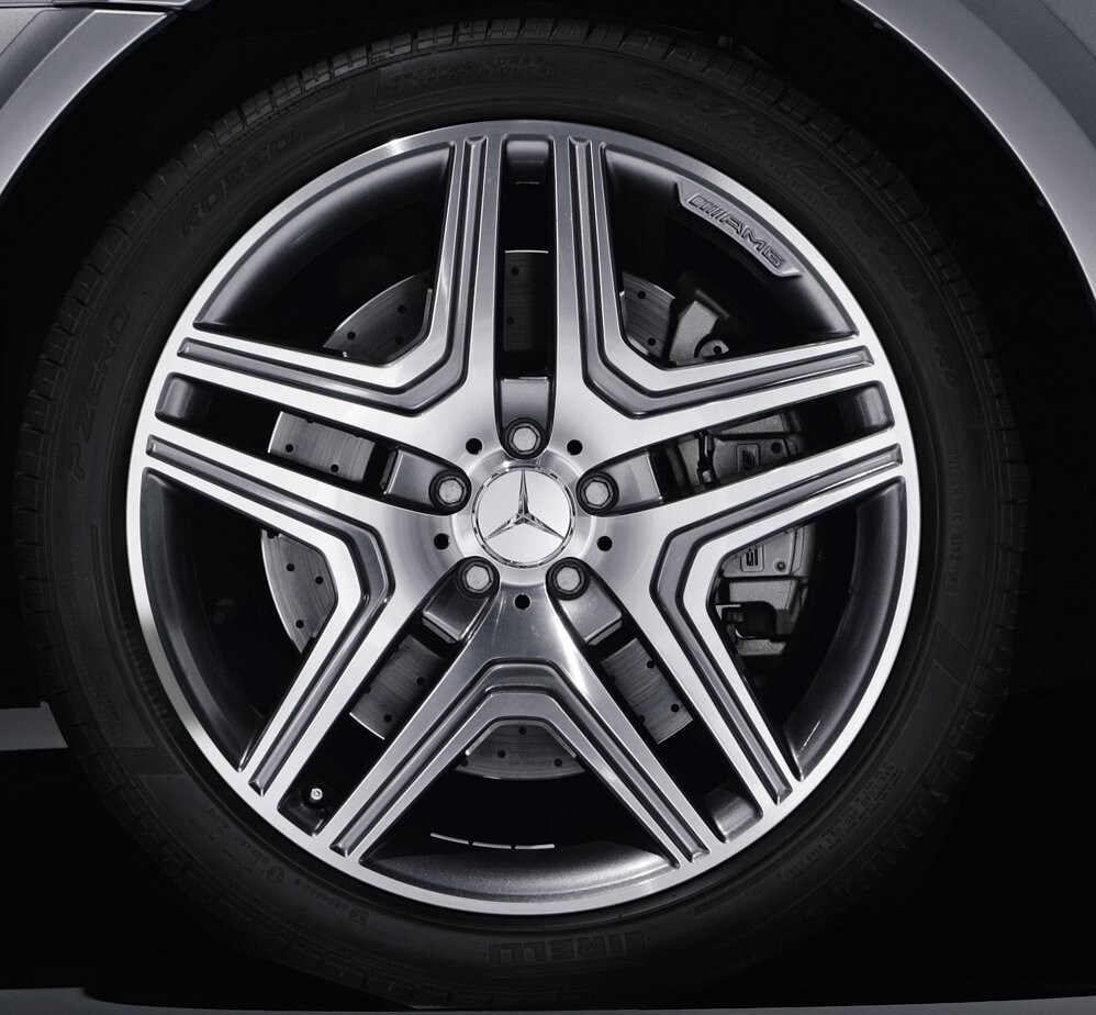 AMG 5 辐车轮, 53.3 cm（21 英寸） - 10 J x 21 ET 46, 钛灰, 经光泽车削处理