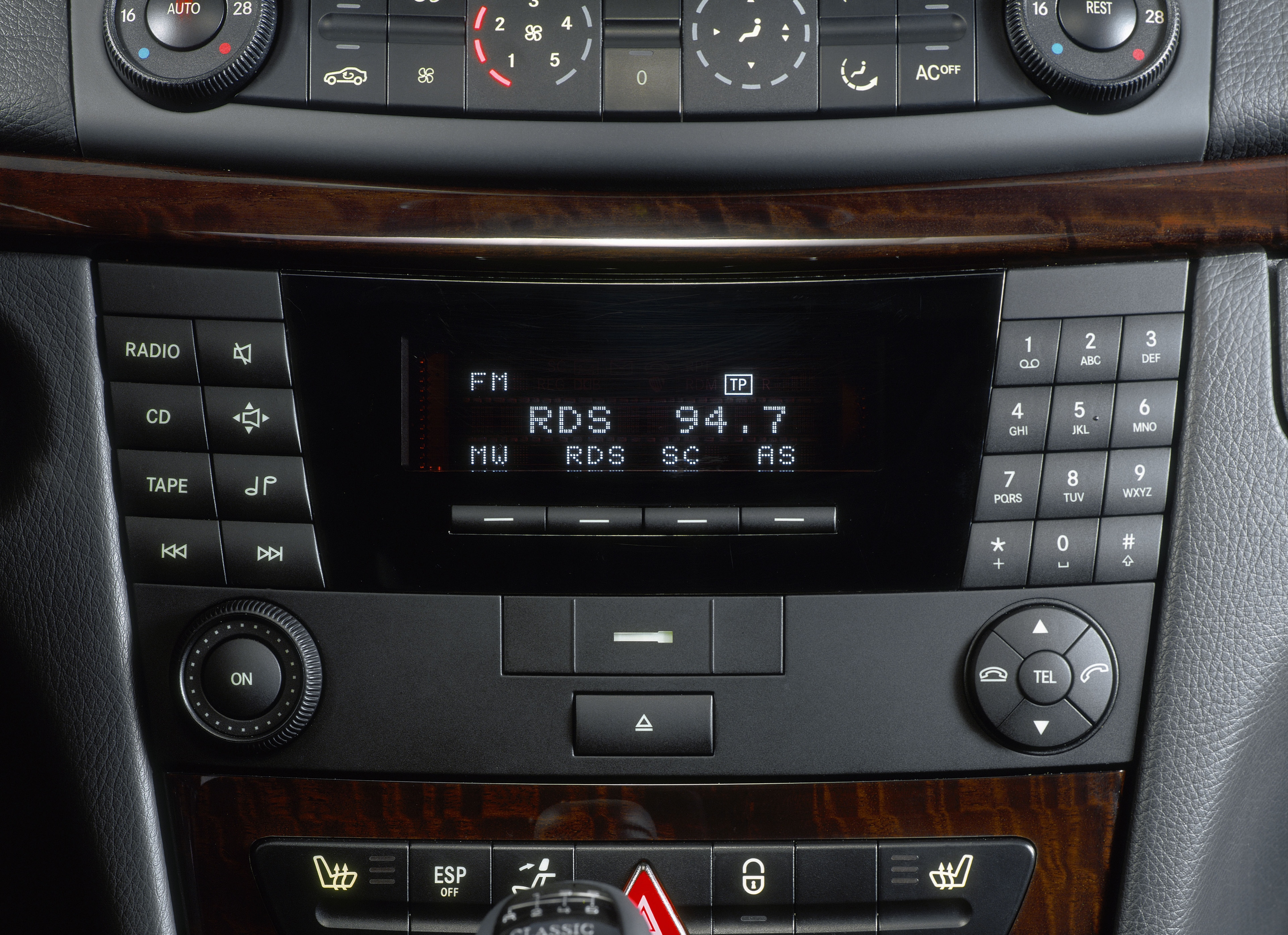 Audio 20 主机，带 CD 换盘机，NTG2.5